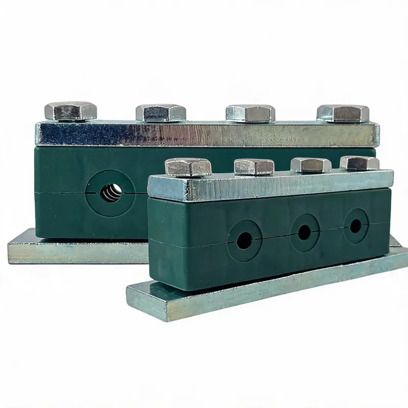 WQH 3-hole outer-hex plastic pipe clamp size range — ø14–108 mm comparison — DIN 3015-2