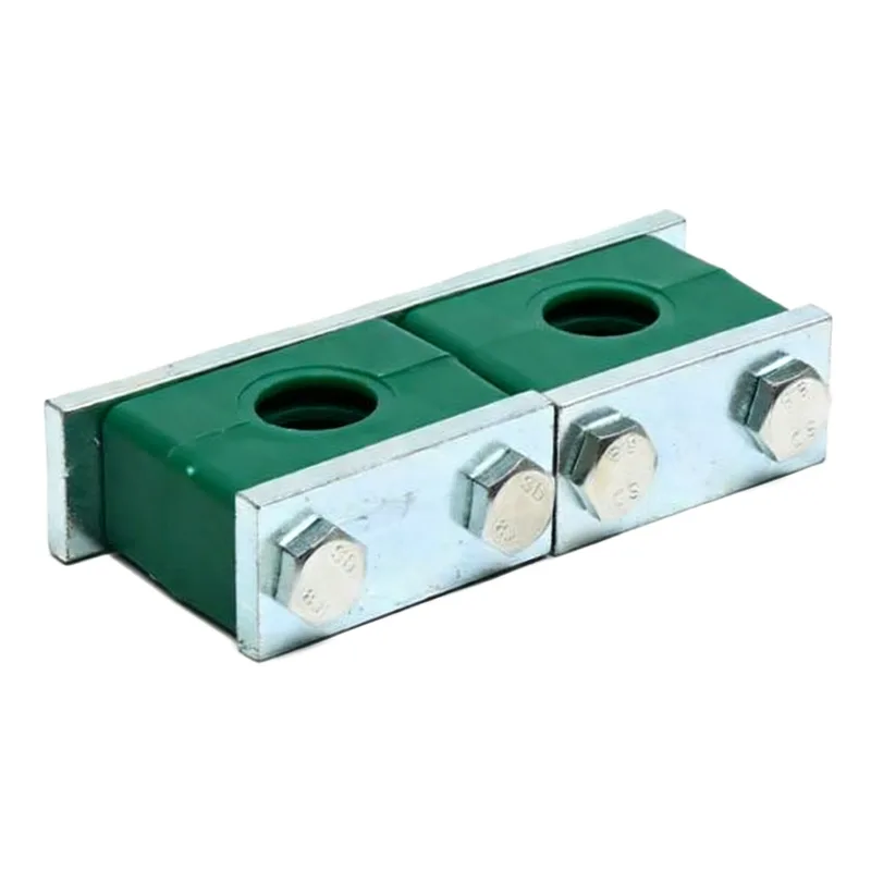 WQT heavy twin coupling pipe clamp — angled view, steel — DIN 3015-2, ø14–108 mm